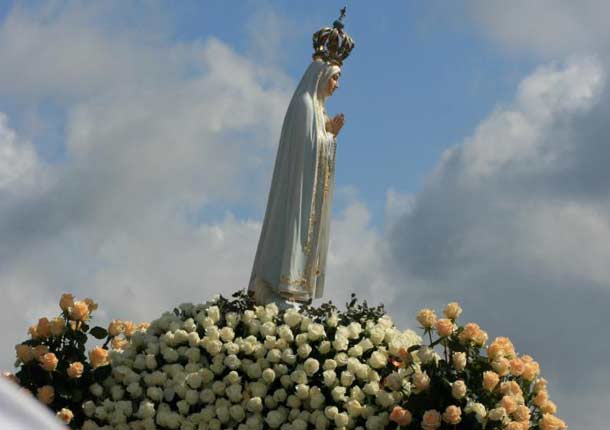 Maria Virgin of Fatima, Mother of Mercy, Queen of Heaven and Earth