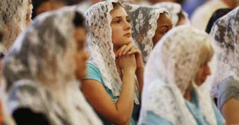 Dress modestly in Church